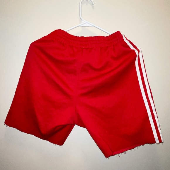 Red adidas shorts - Picture 2 of 2